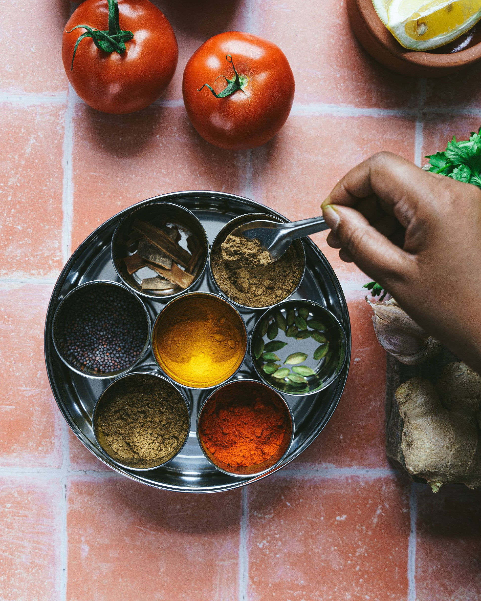 Indiaas kruidenblik met 9 specerijen