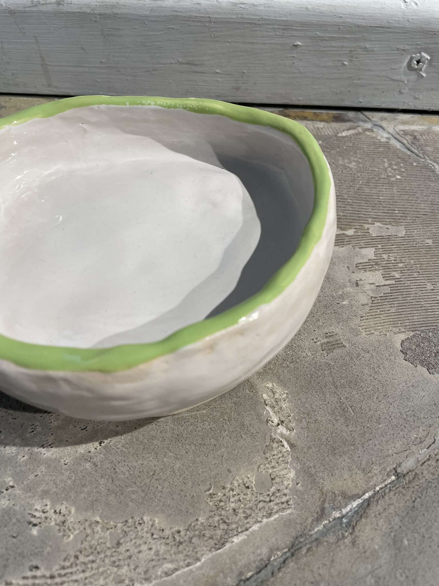 Bowl with foot III