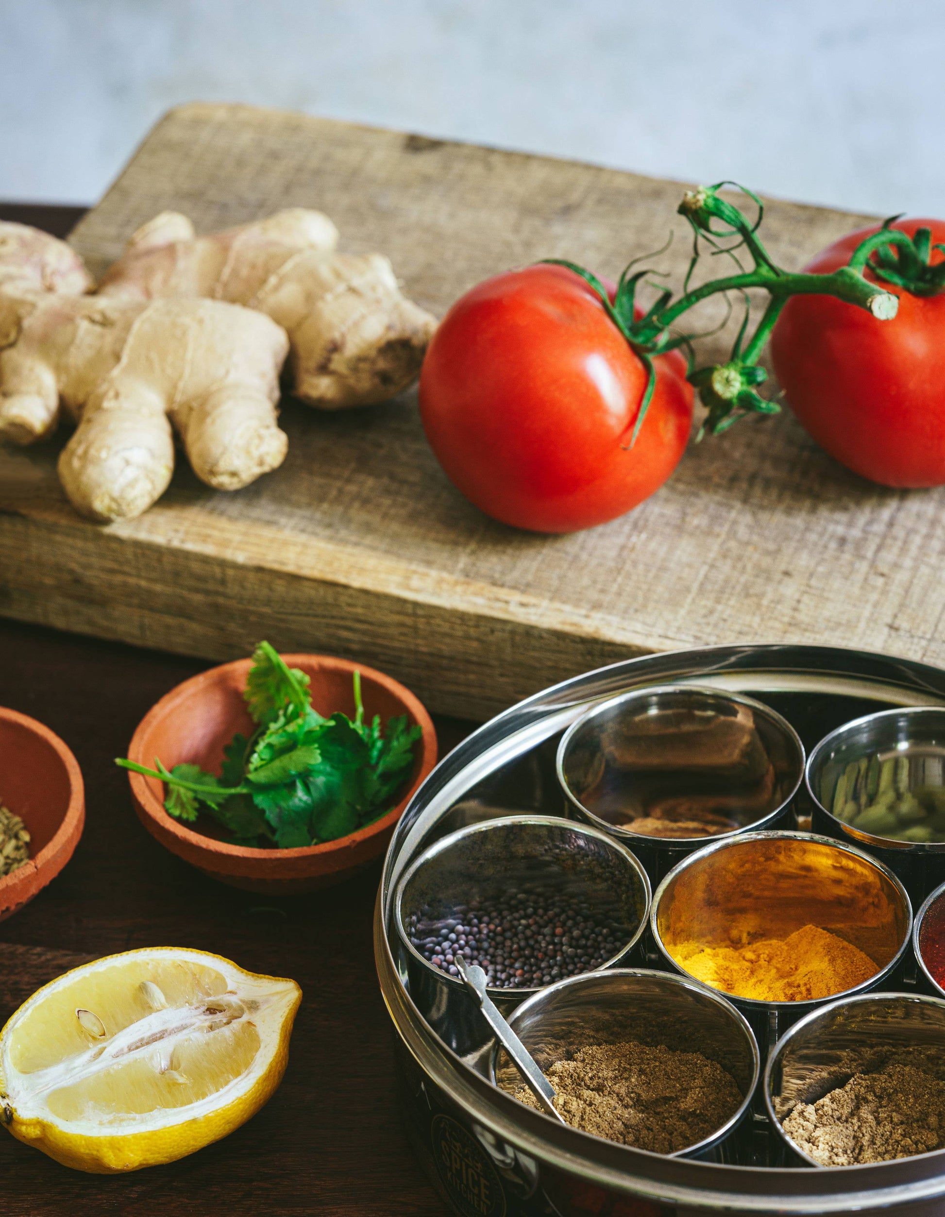 Indiaas kruidenblik met 9 specerijen