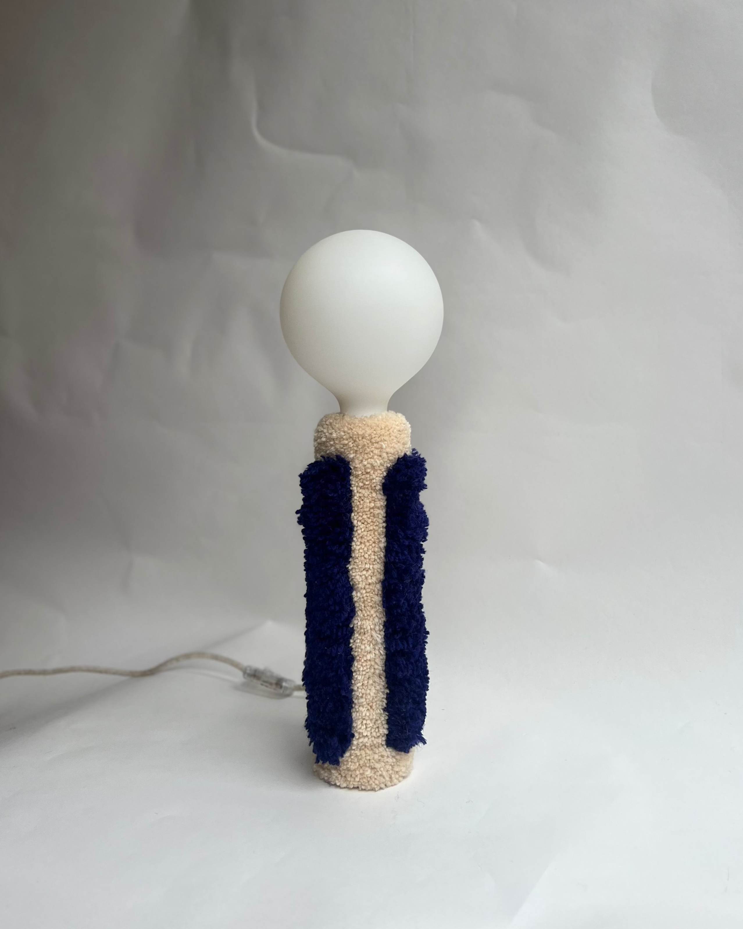 Tall Lamp -  tufting I Crème - Bonheur Blue