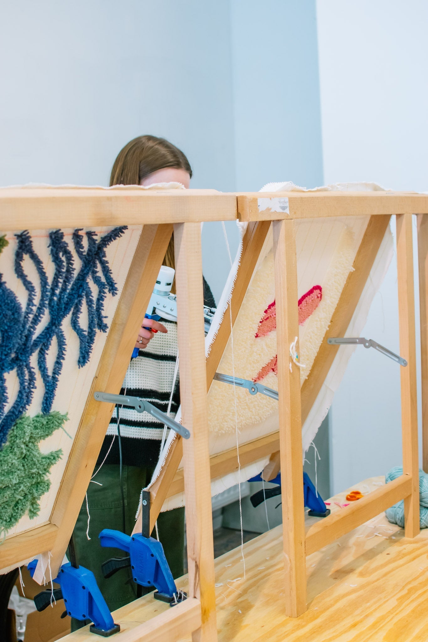 TUFTING SMALL I Wed. 24.06