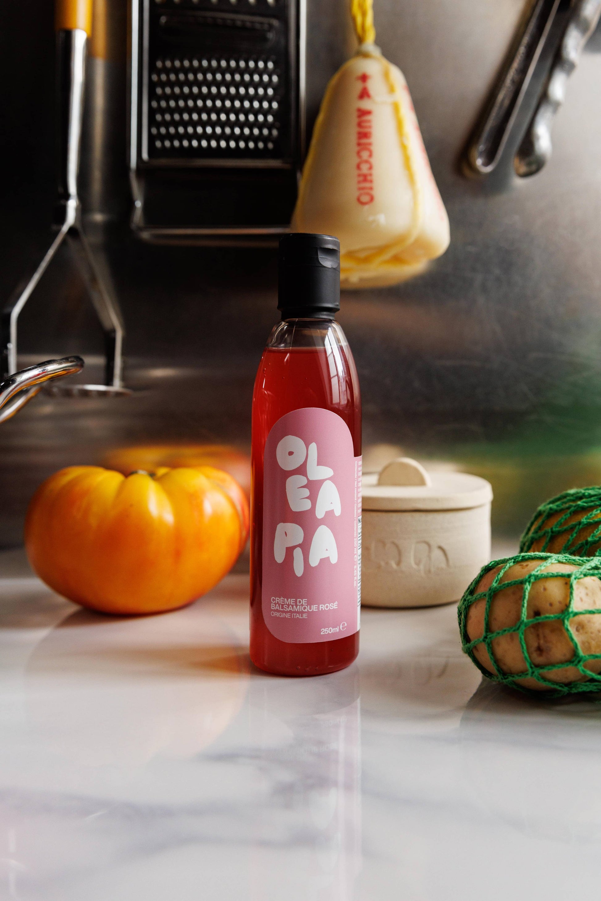 Crème met roze balsamico-azijn 250 ml