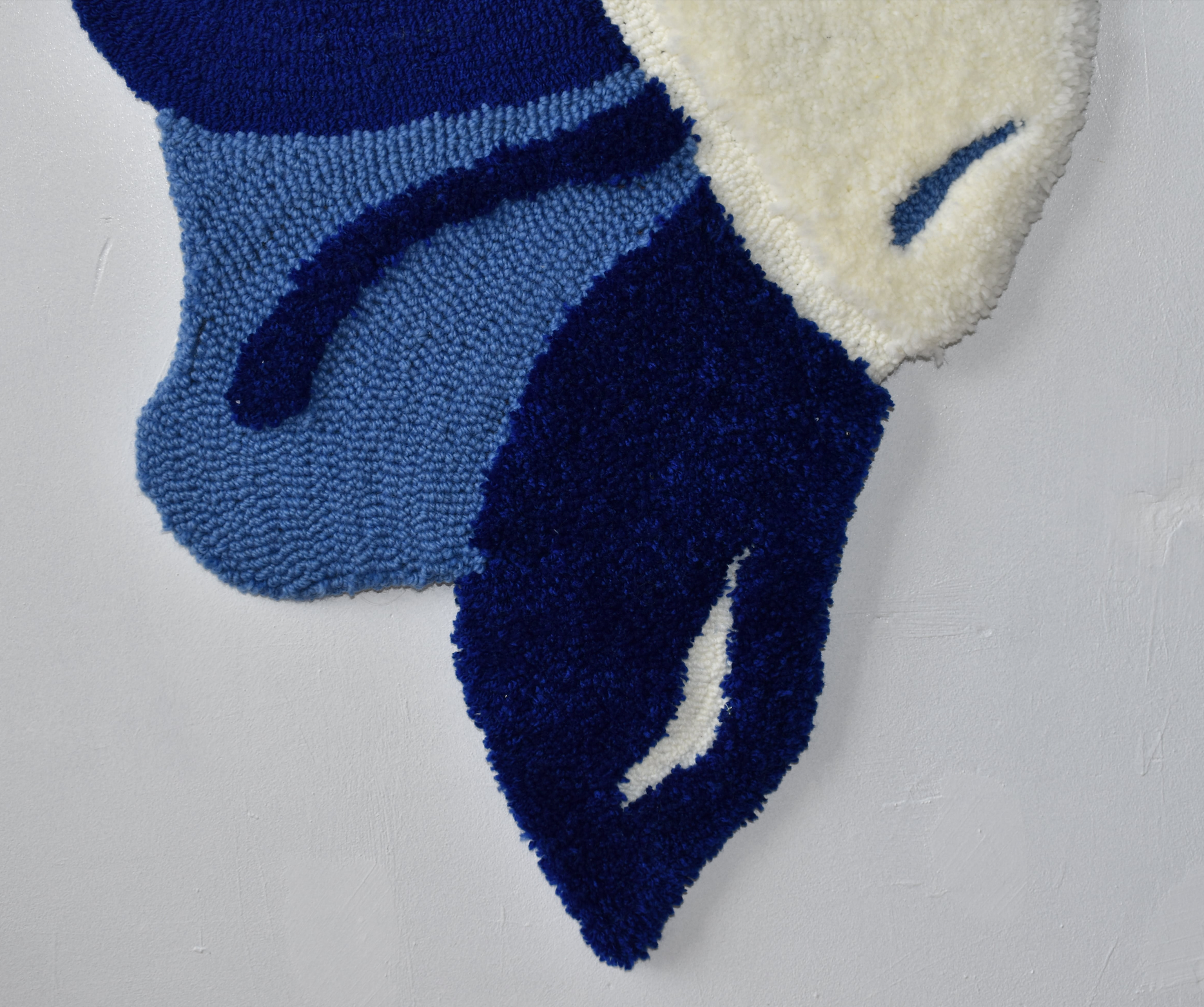 NOT A WALLFLOWER / B